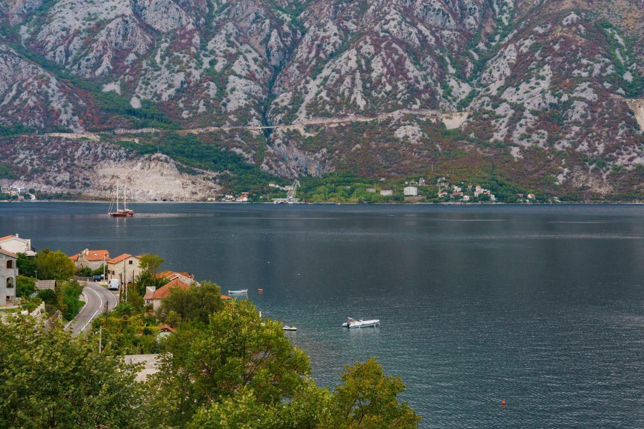 Villa Kosta Donji Morinj Eksteriør billede