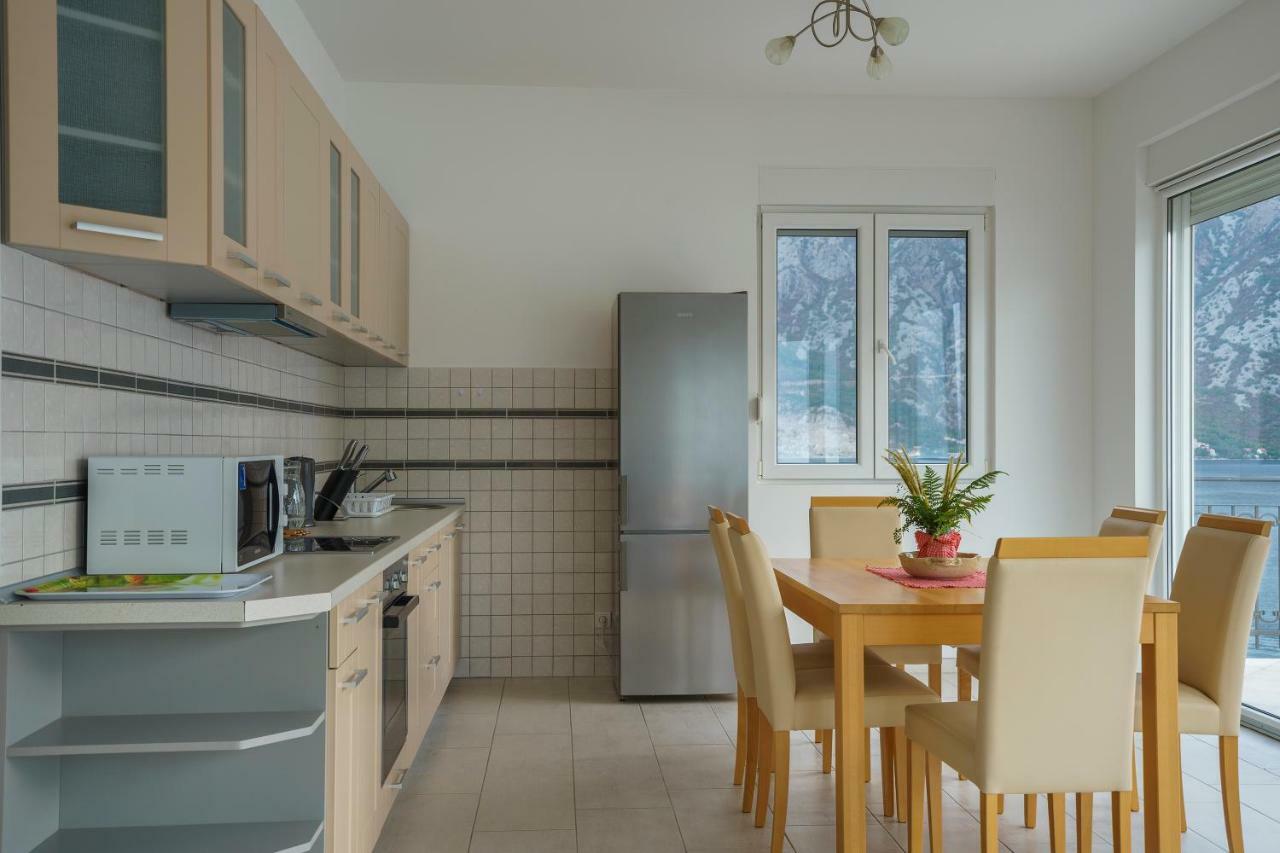 Villa Kosta Donji Morinj Eksteriør billede
